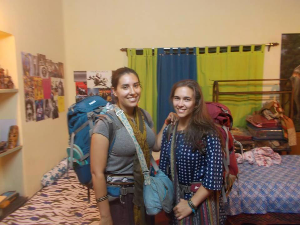 Calcutta Backpackers Homestay -Only For Backpackers & Travellers Eksteriør bilde