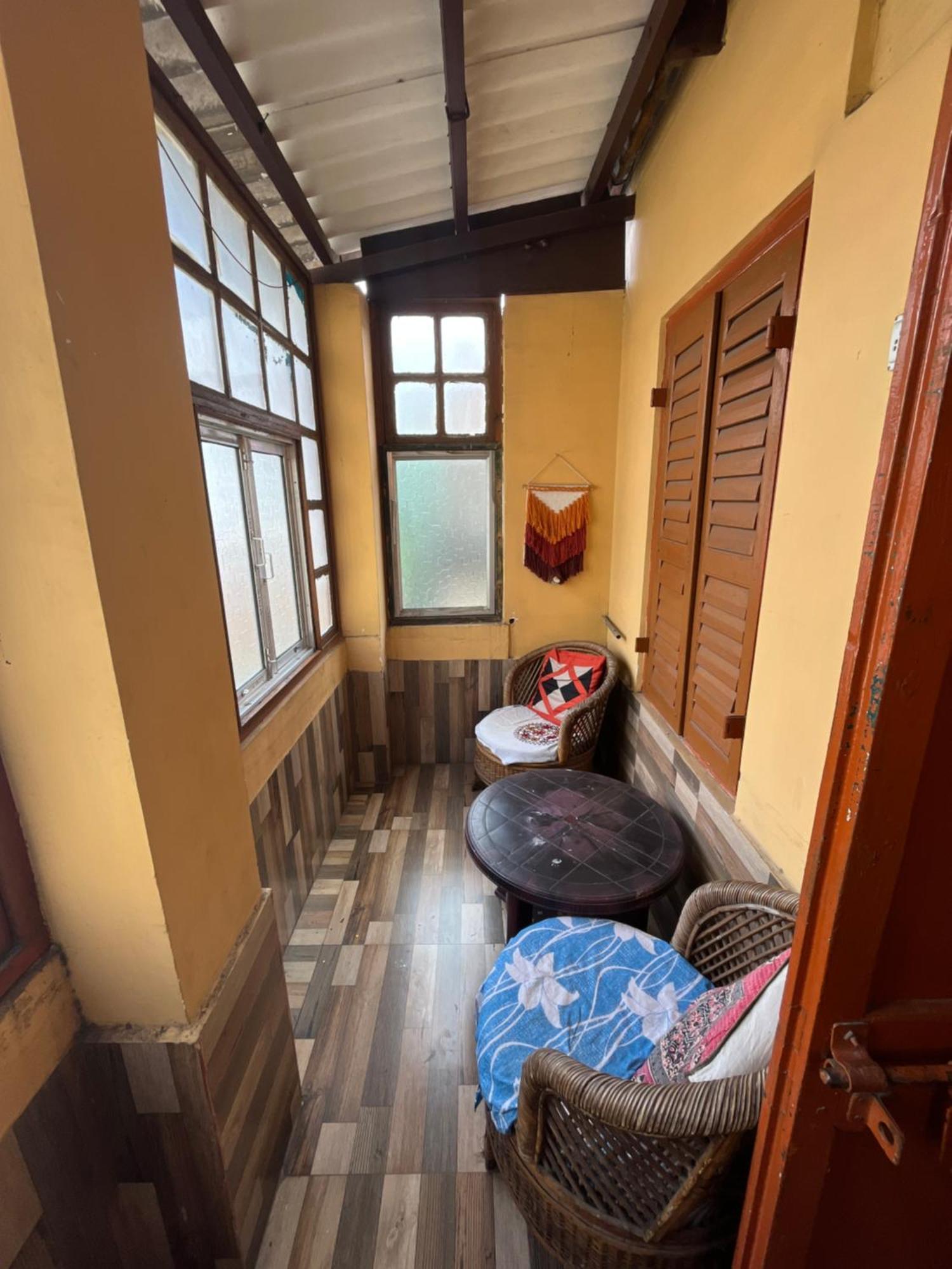 Calcutta Backpackers Homestay -Only For Backpackers & Travellers Eksteriør bilde